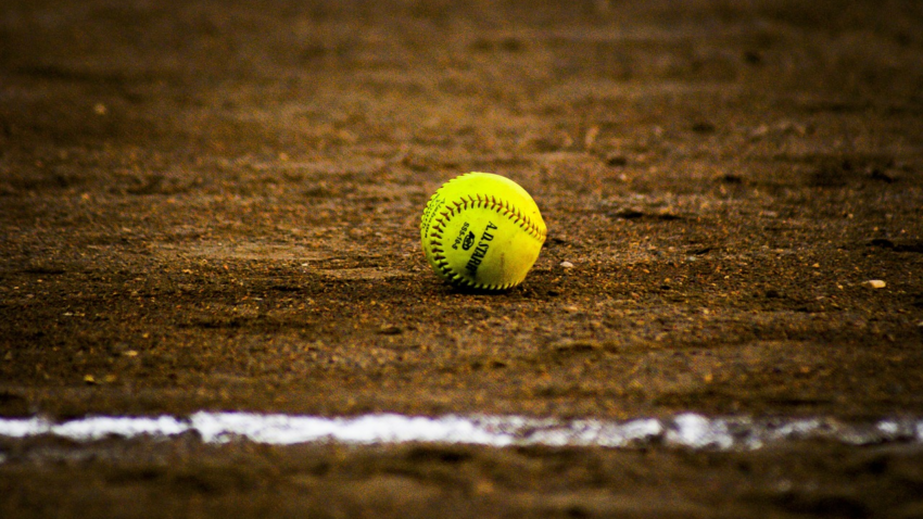 VR Helps Softball Players Train